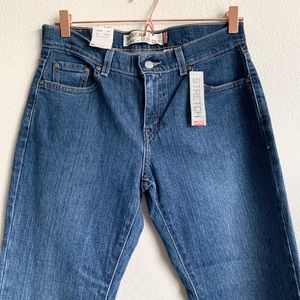 NWT Levi’s Jeans 515 Boot Cut size 8P